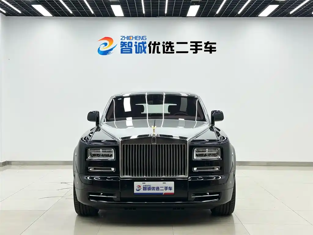 Rolls-Royce Phantom 6.7L Extended Edition EWB, фото 2