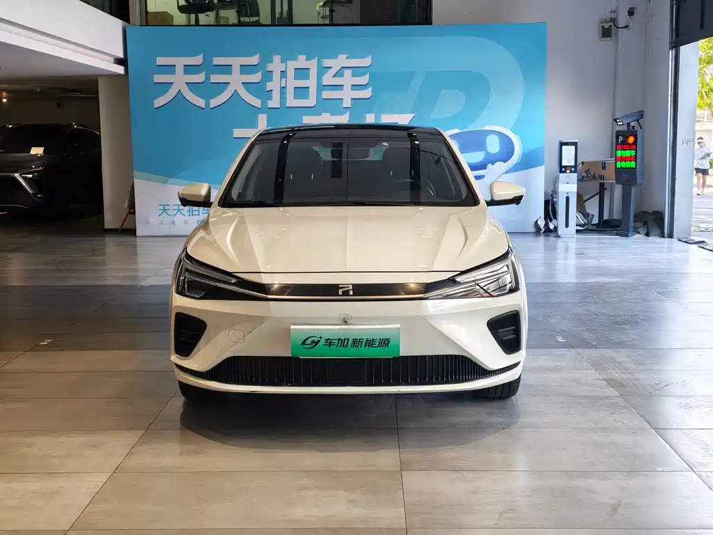 Roewe Feifan ER6 — миниатюра 2