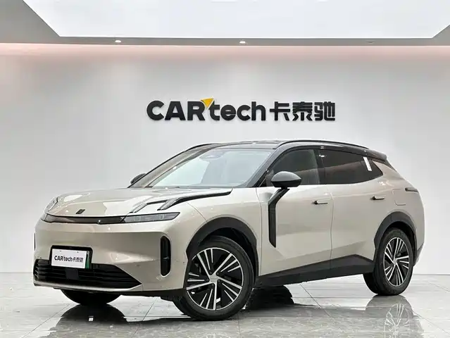 2024 Lynk & Co 08