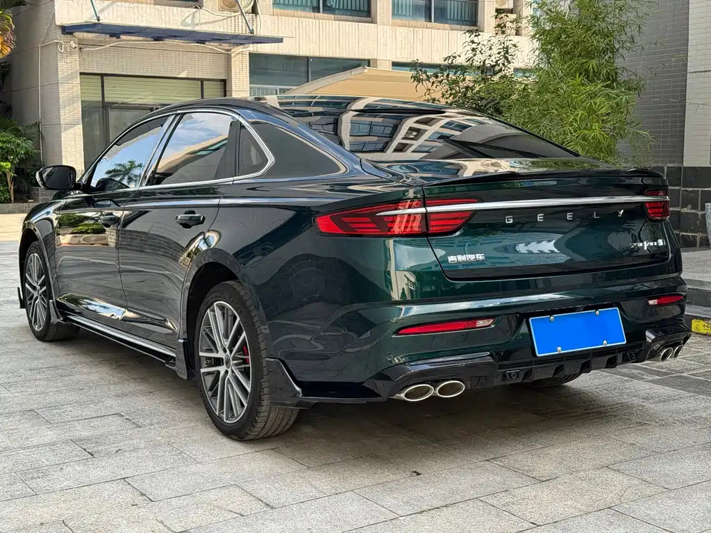 Geely Preface 2023 — фото 10