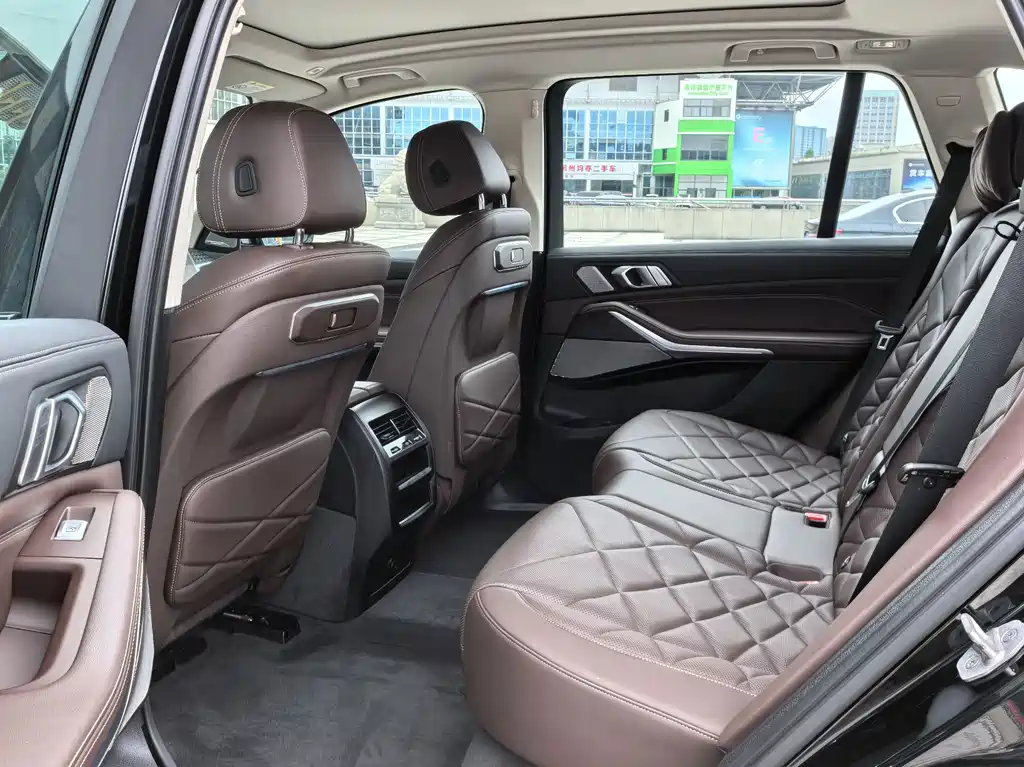BMW X5 — миниатюра 9