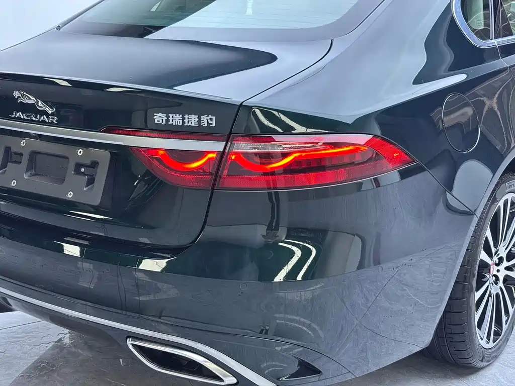Jaguar XFL — миниатюра 24
