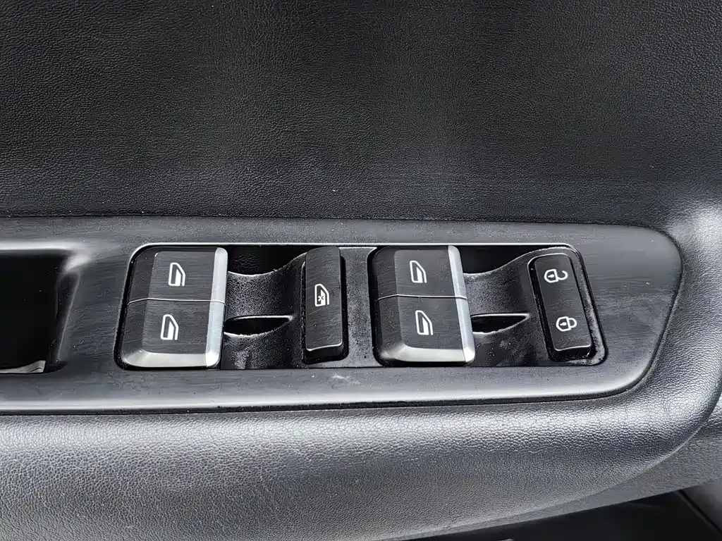 Geely Emgrand GL — миниатюра 9