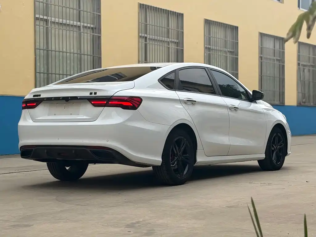Geely Binrui — миниатюра 7