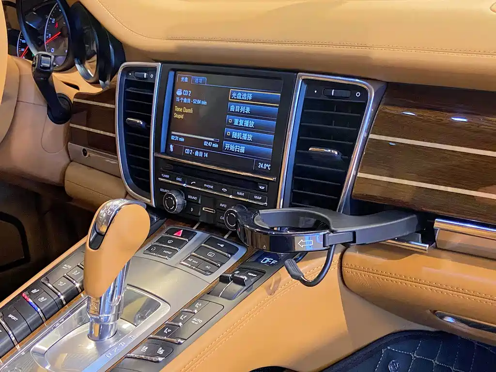 Porsche Panamera — миниатюра 13