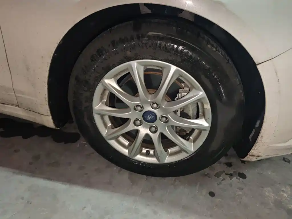 Ford Mondeo — миниатюра 24