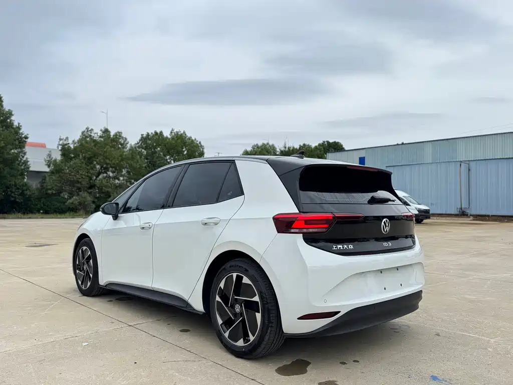 Volkswagen ID.3 — миниатюра 6