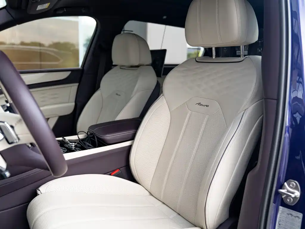 Bentley Bentayga — миниатюра 7
