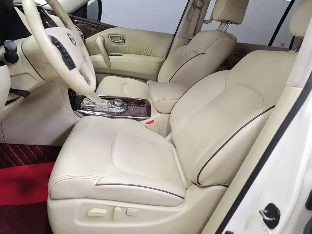 Nissan Patrol — миниатюра 11