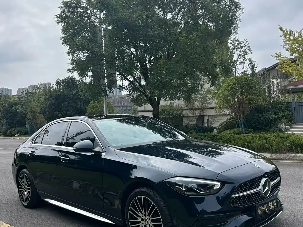 Mercedes-Benz C-Class — миниатюра 2