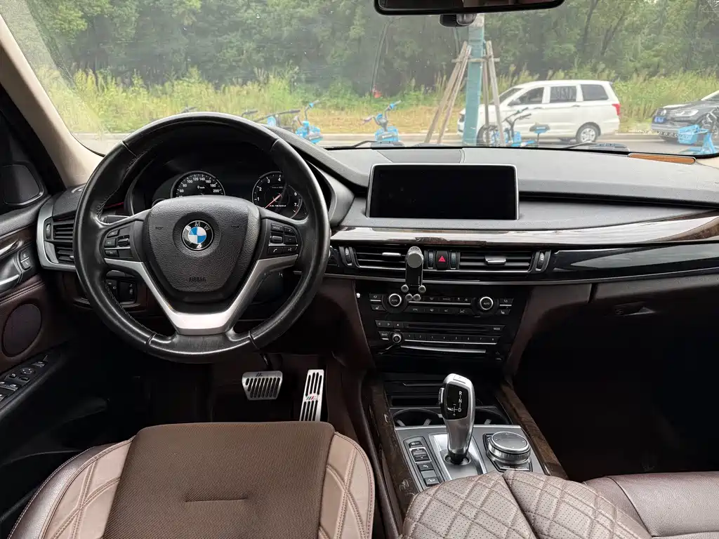 BMW X5 (Import) — миниатюра 12