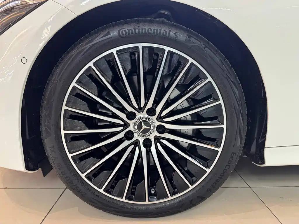 Mercedes-Benz CLE — миниатюра 9
