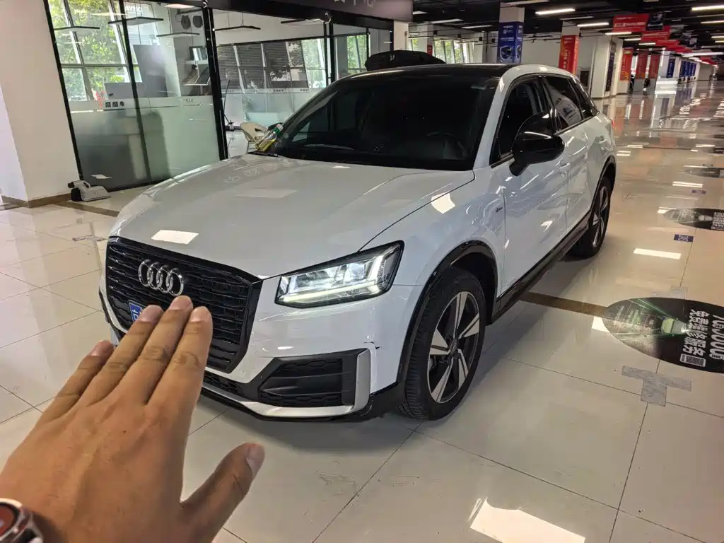 奥迪Q2L 2021款 35 TFSI 时尚动感型 2021