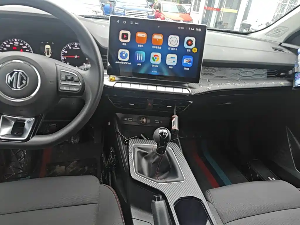 MG MG5 — миниатюра 14