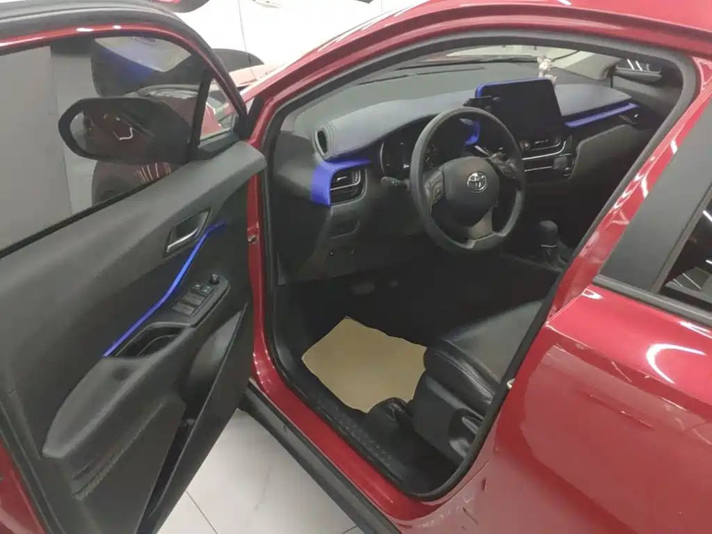 Toyota C-HR — миниатюра 16