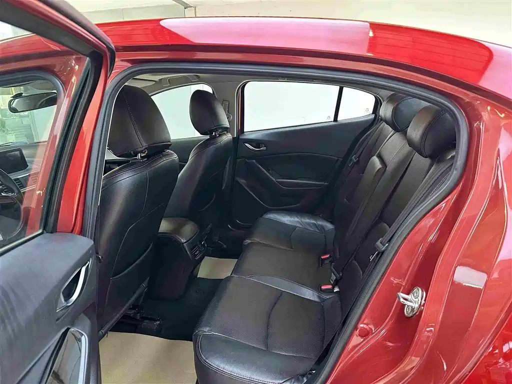 Mazda 3 Axela — миниатюра 6