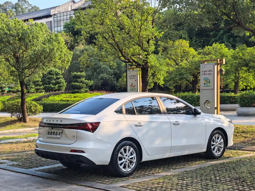 Roewe i5 — миниатюра 4