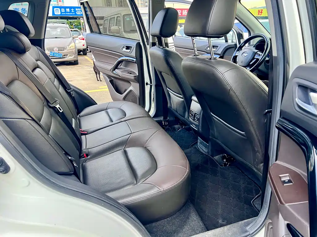 GAC TRUMPCHI GS4 NEW ENERGY