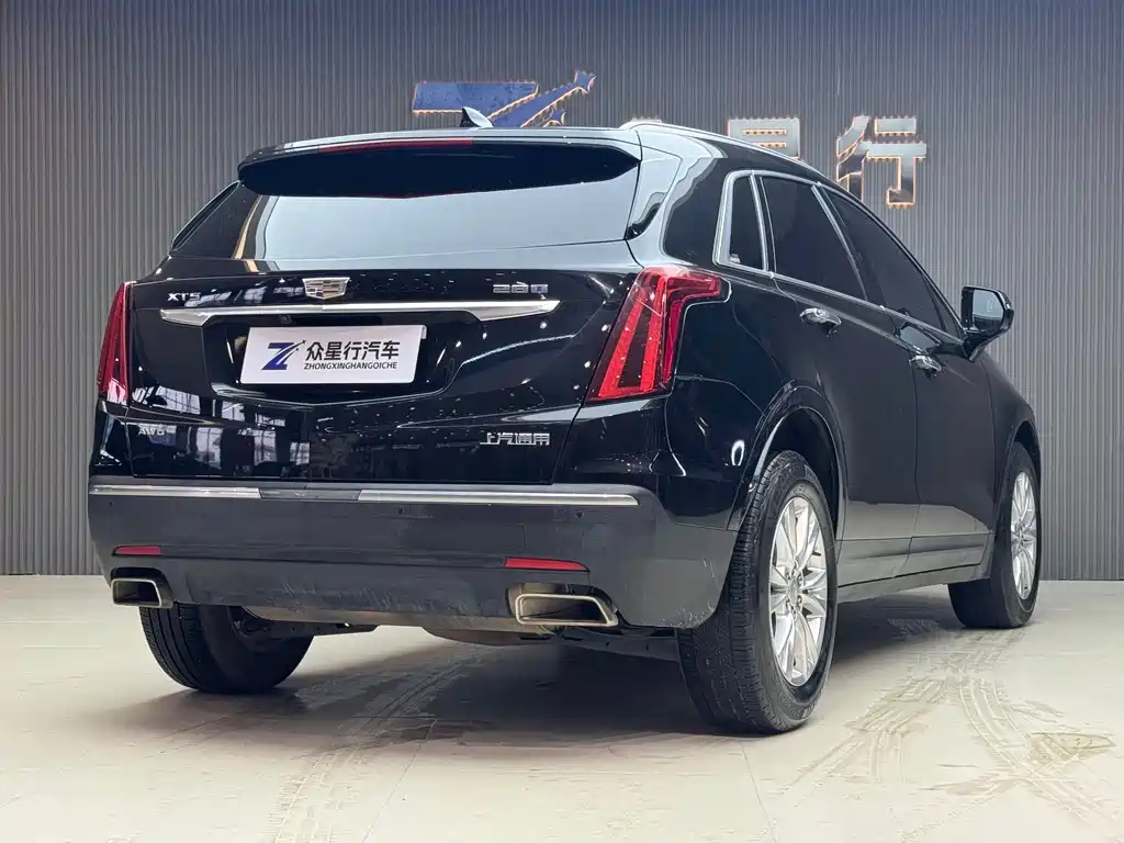 Cadillac XT5 2022 — фото 3