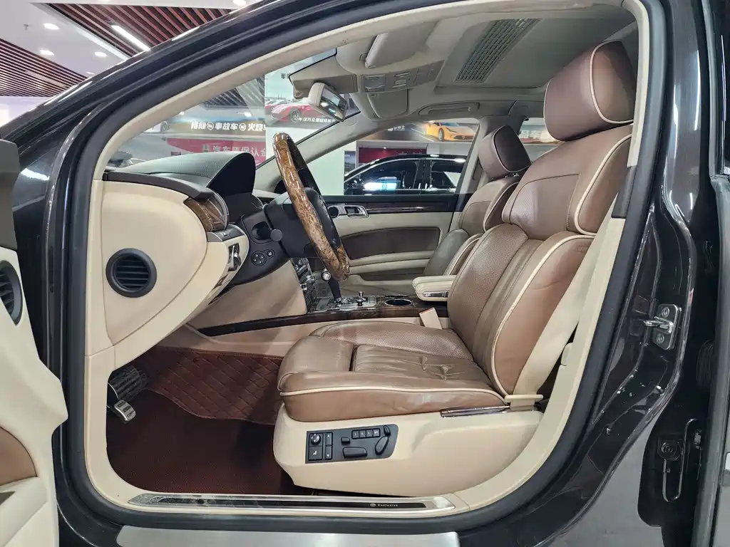 Volkswagen Phaeton — миниатюра 7