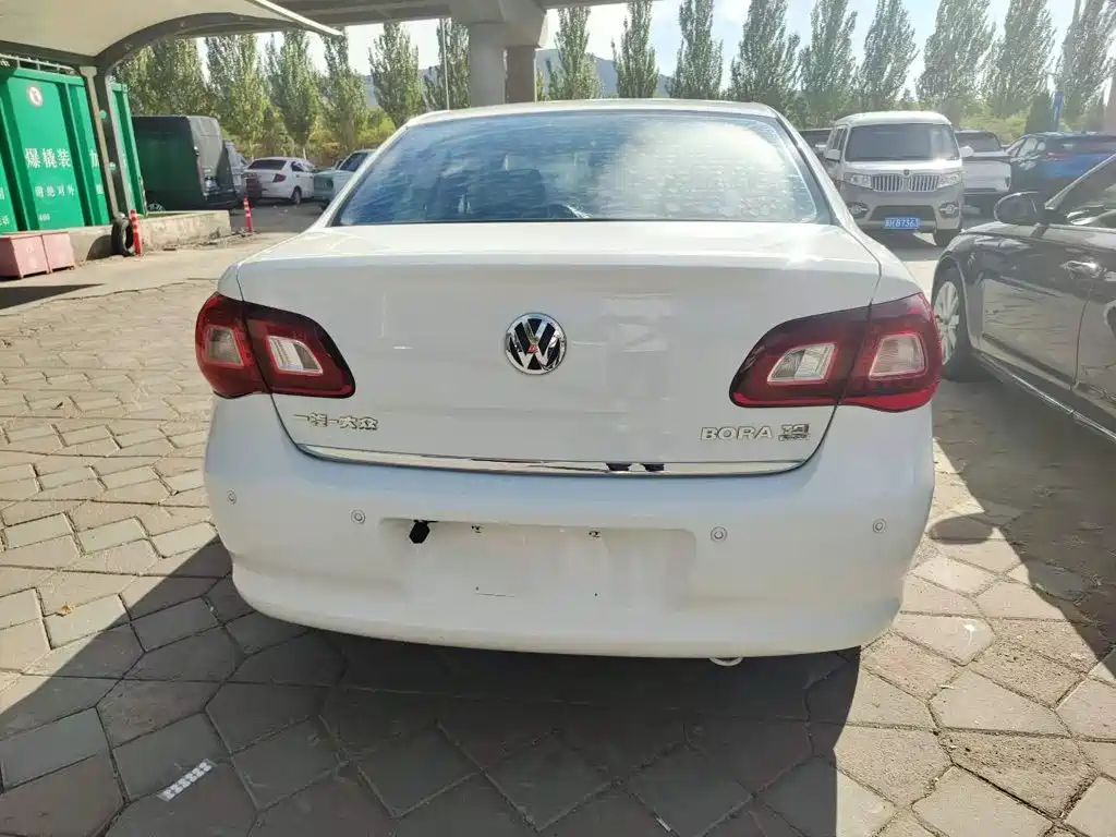 Volkswagen Bora — миниатюра 6