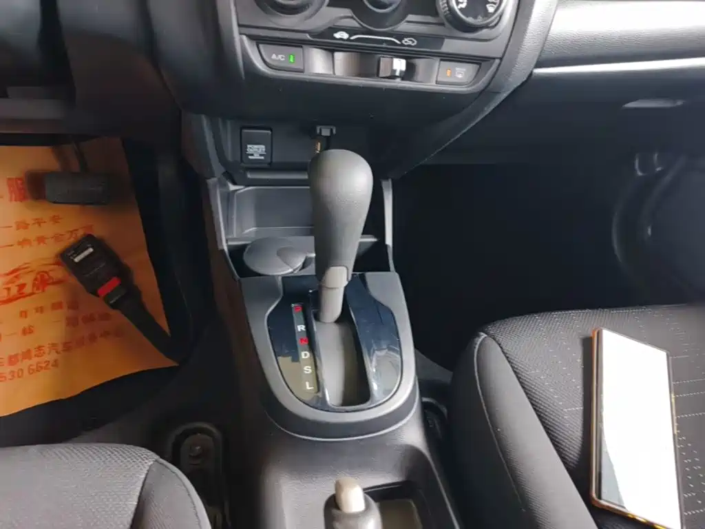 Honda Fit — миниатюра 14
