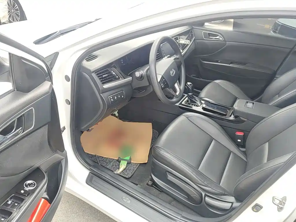 Hyundai Mistra — миниатюра 16