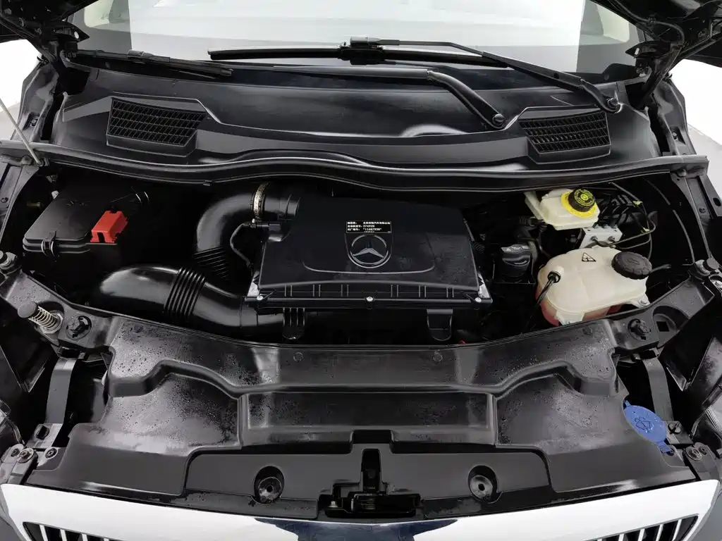 Mercedes-Benz Vito — миниатюра 6