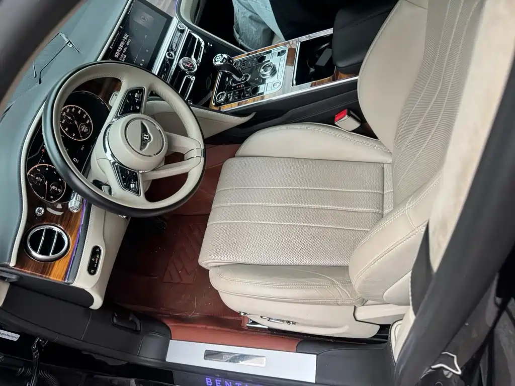 Bentley Flying Spur 2021 4.0T V8 Standard