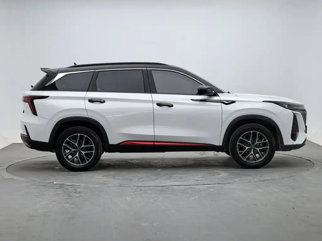 Changan CS75PLUS 2022 — фото 3