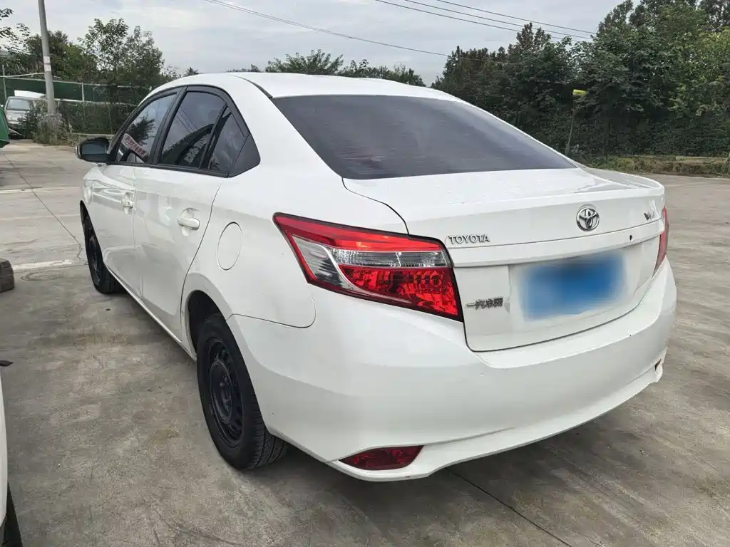 Toyota Vios — миниатюра 25