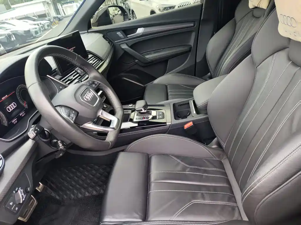 Audi Q5L 2024 40 TFSI Luxury