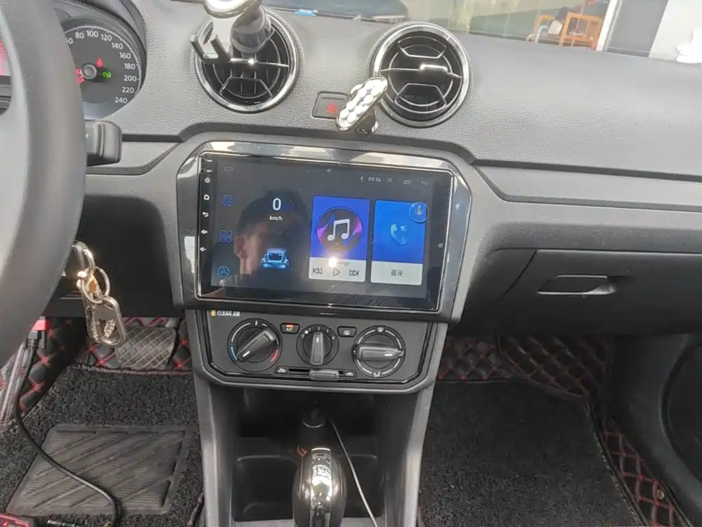 Volkswagen Jetta — миниатюра 13