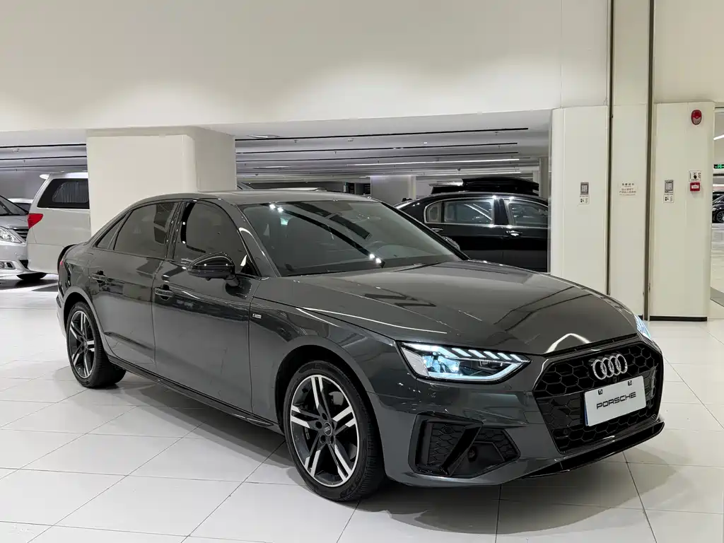 Audi A4L 2022 40 TFSI Fashion