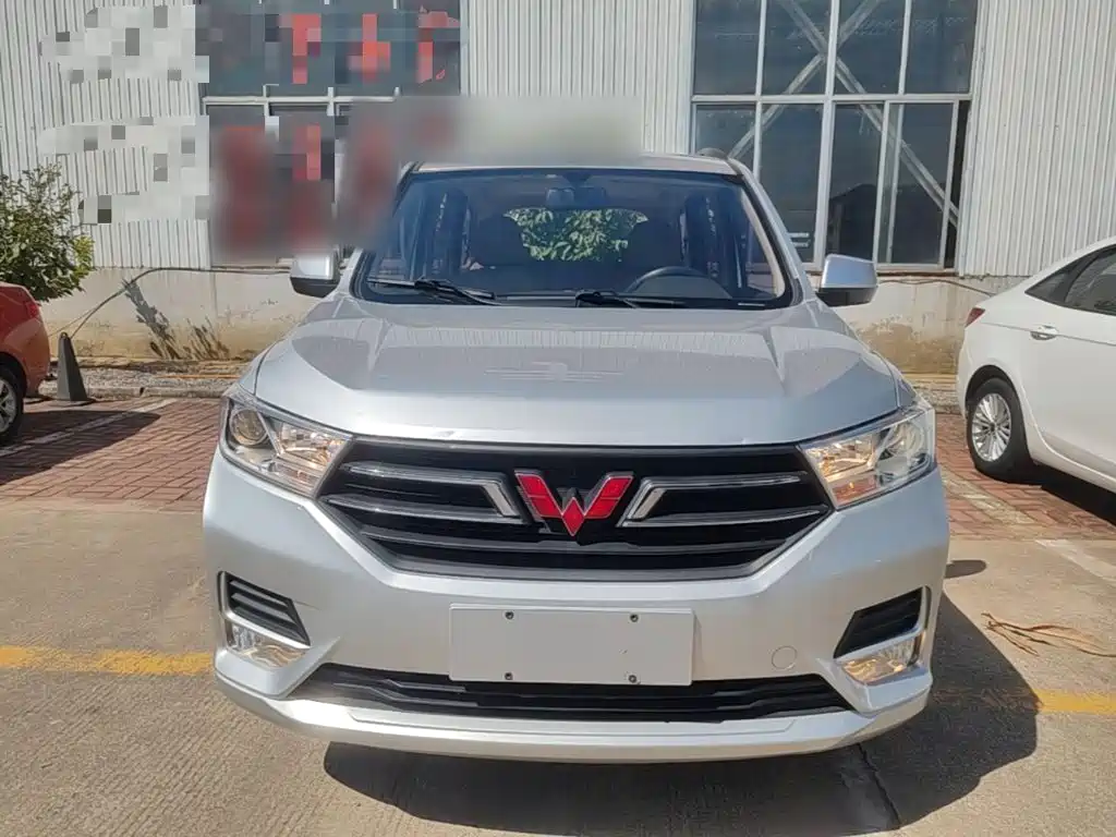 Wuling Hongguang — миниатюра 3