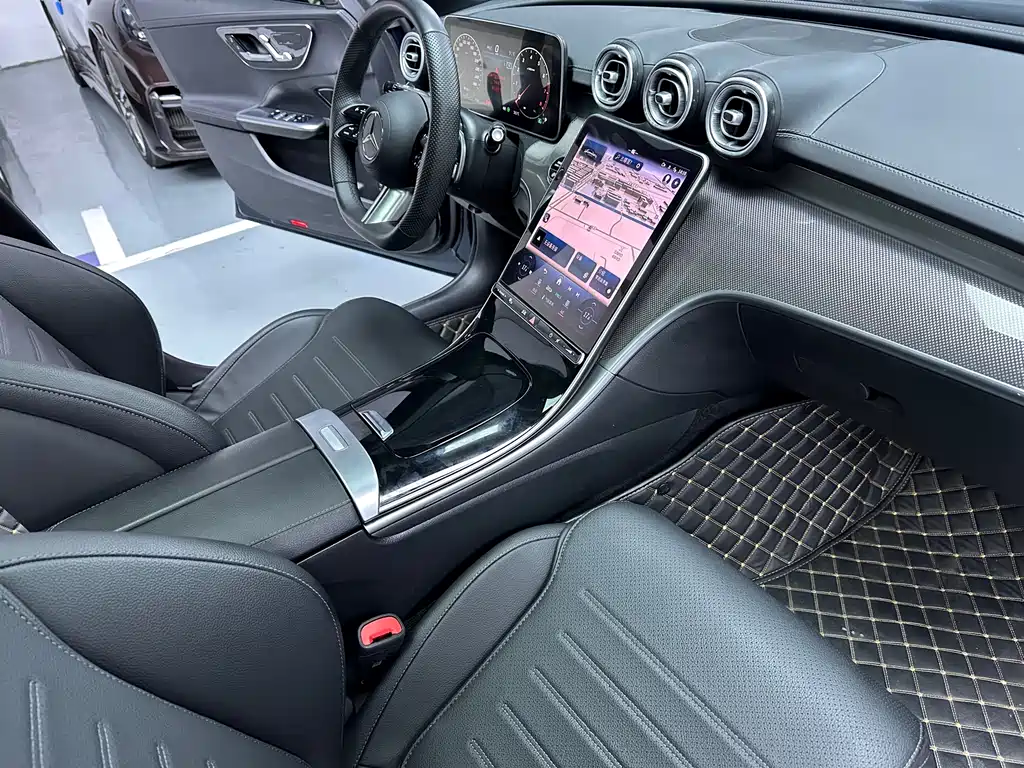 MERCEDES-BENZ C CLASS