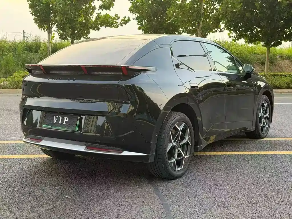 Lynk & Co Z20 — миниатюра 7