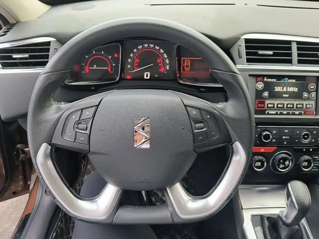 DS DS 6 — миниатюра 11