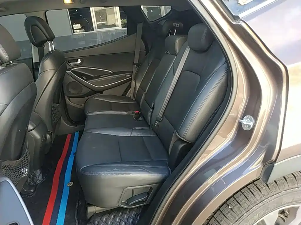 Hyundai Santa Fe — миниатюра 17