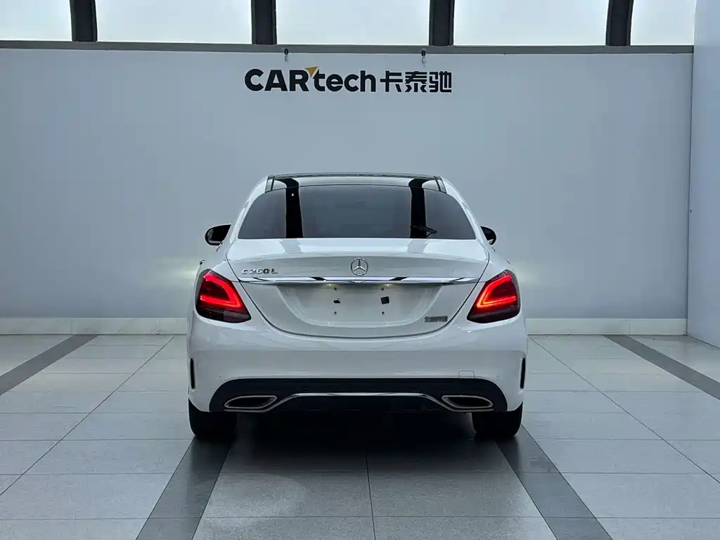 Mercedes-Benz C-Class — миниатюра 4