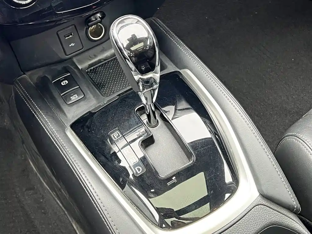 Nissan X-Trail — миниатюра 24