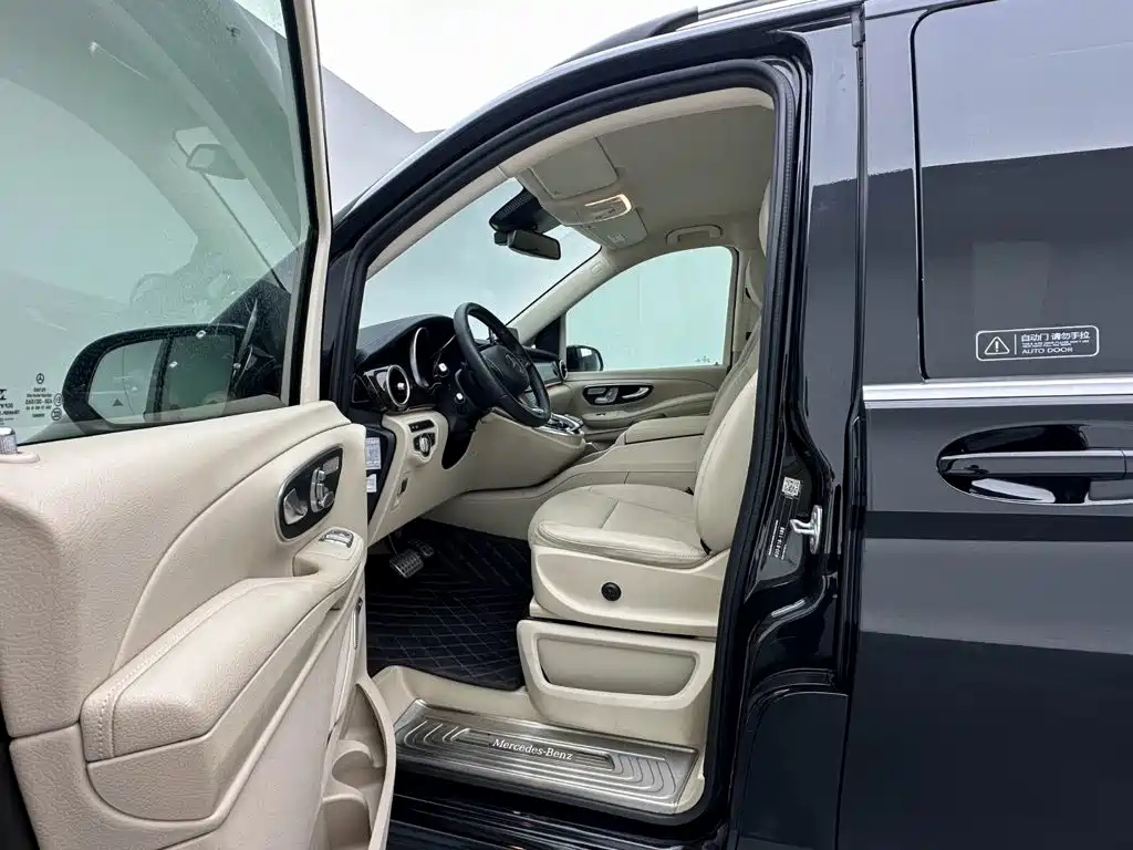 Mercedes-Benz V-Class — миниатюра 9
