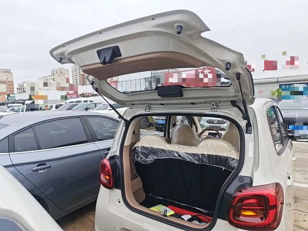 Wuling MINIEV — миниатюра 19