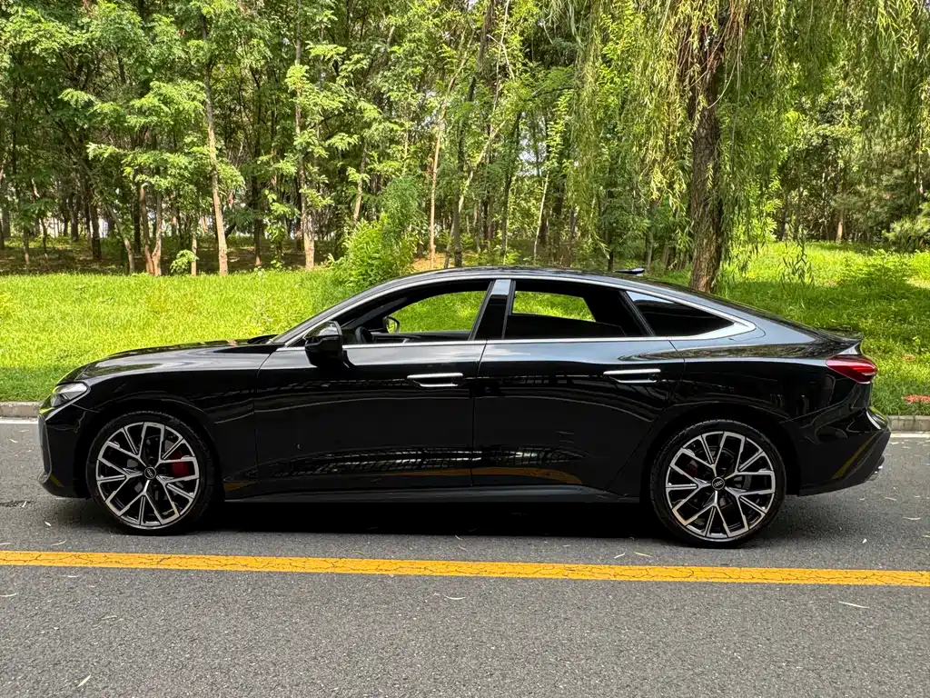 Audi A5L Sportback — миниатюра 12