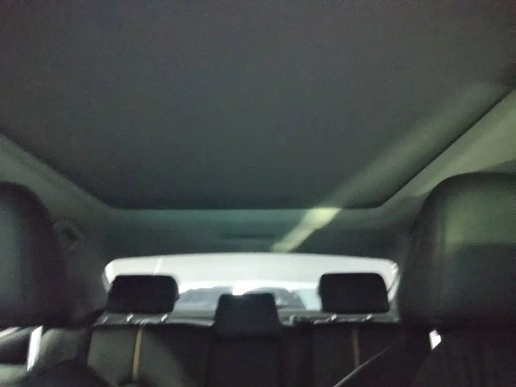 Toyota Camry — миниатюра 18