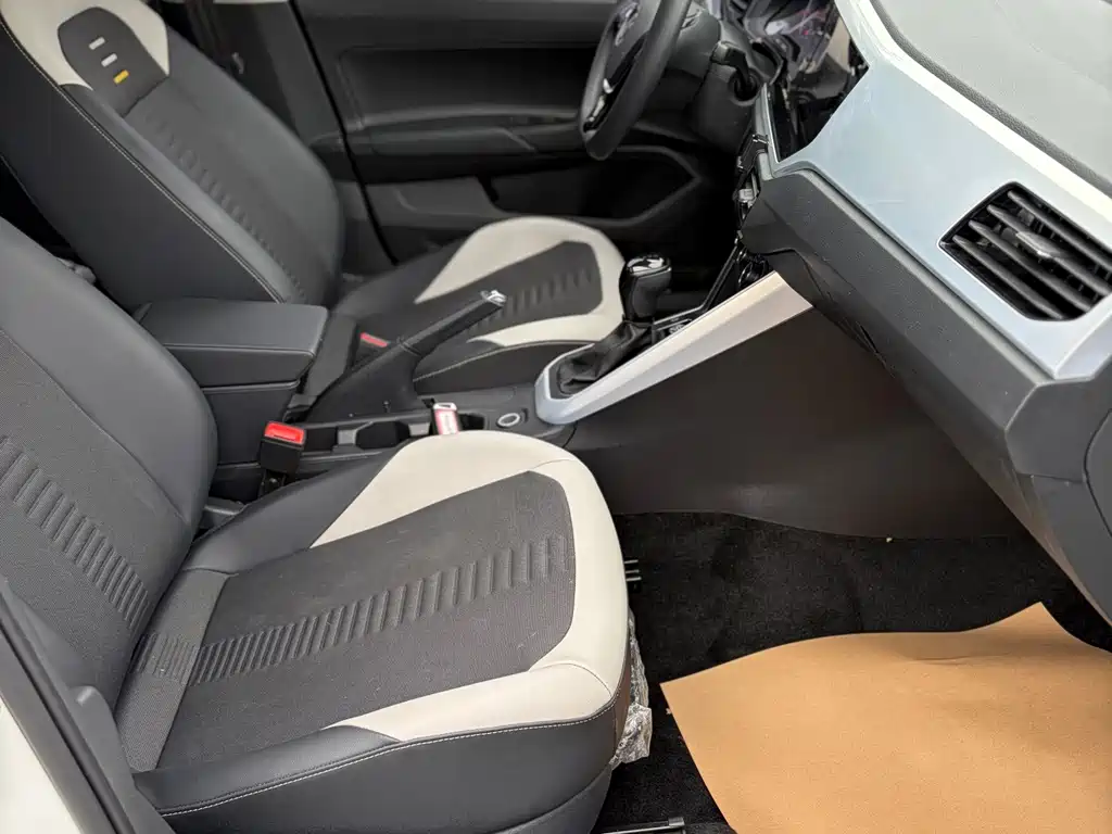 Volkswagen Polo — миниатюра 9