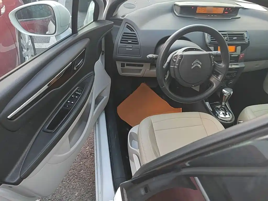 Citroen C-Quatre — миниатюра 16