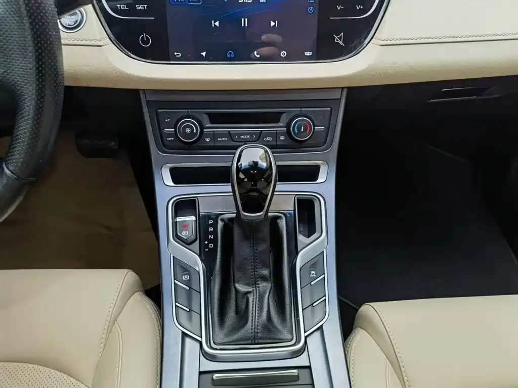 Geely Emgrand — миниатюра 14