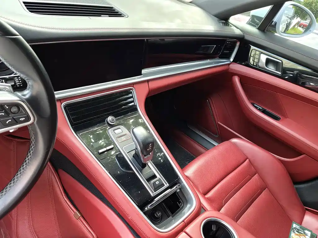 Porsche Panamera — миниатюра 11