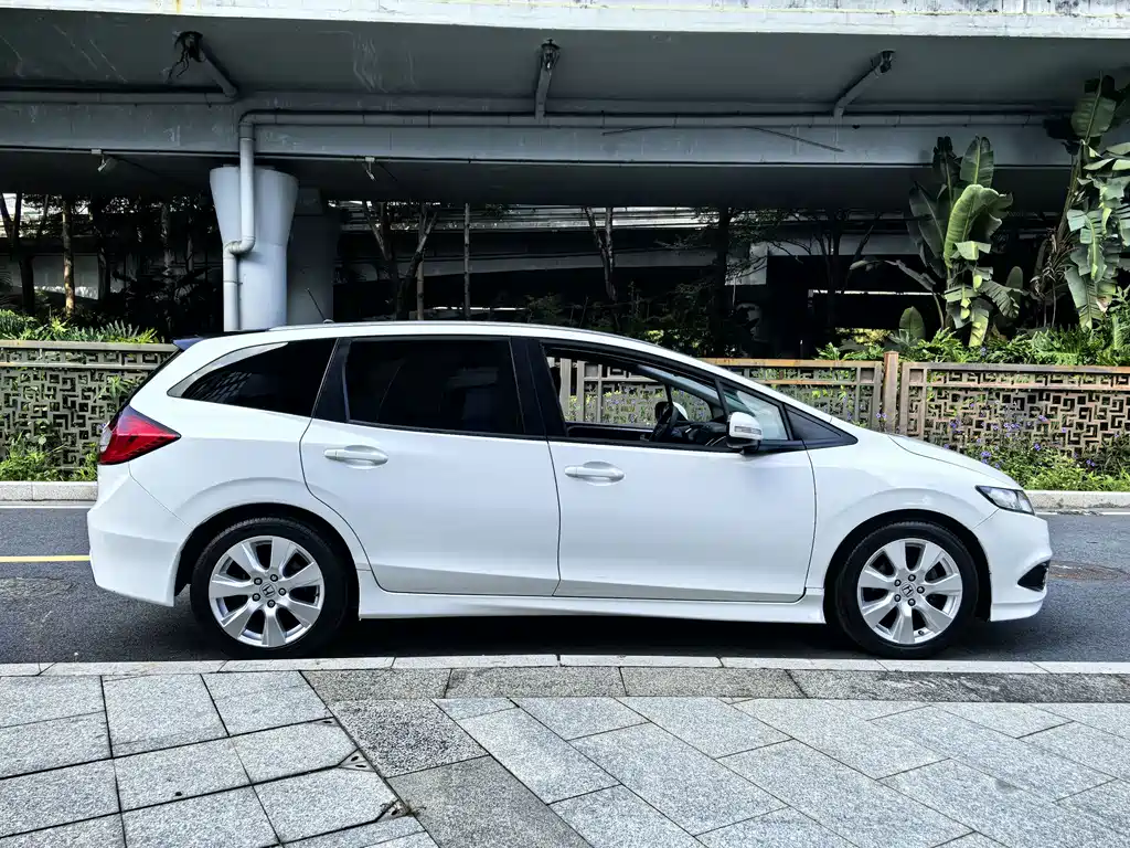 Honda Jade — миниатюра 13